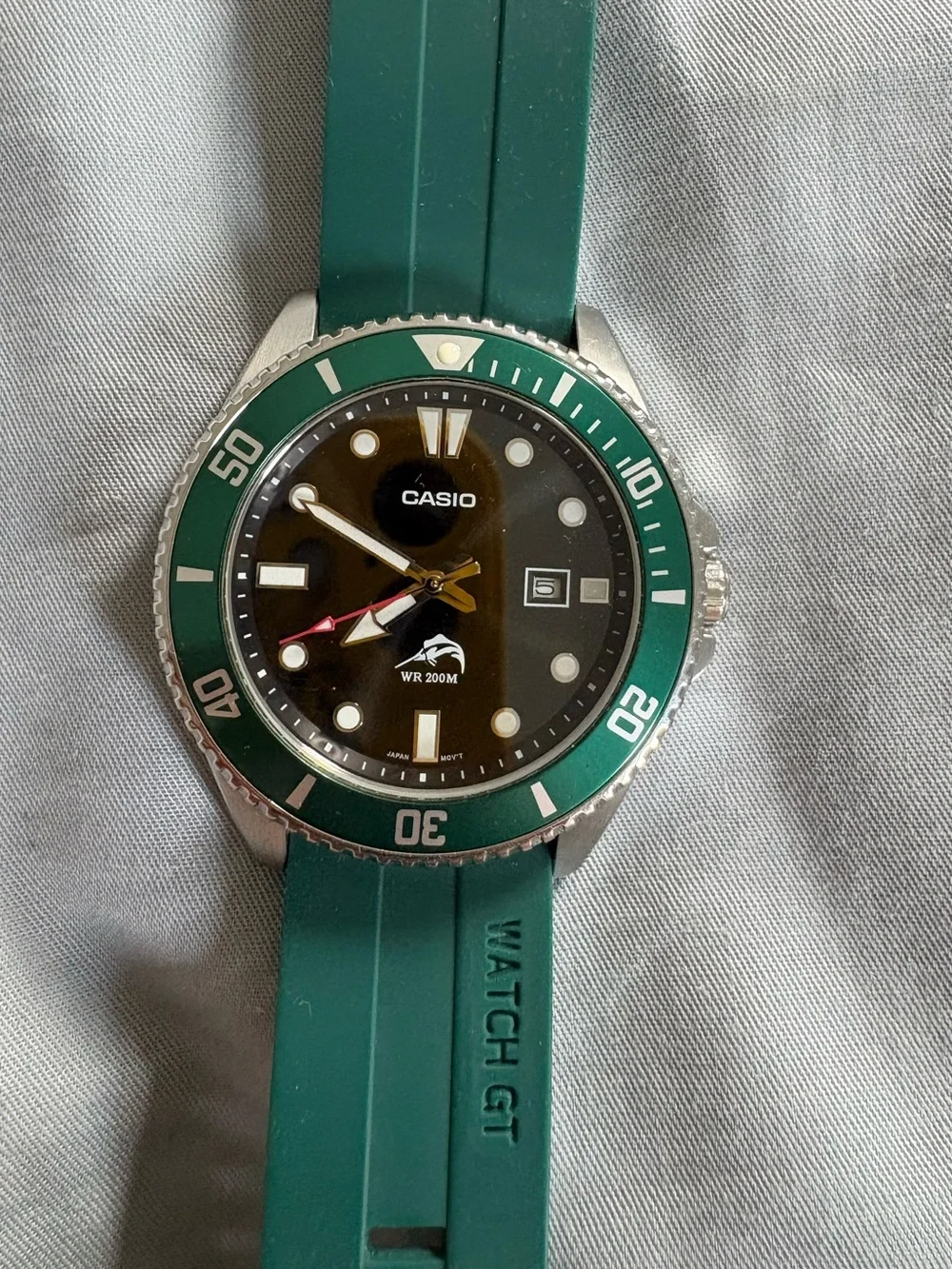 Casio MDV106B-1A3V Men's Green Duro 200M WR Watch Diver Analog Sports
